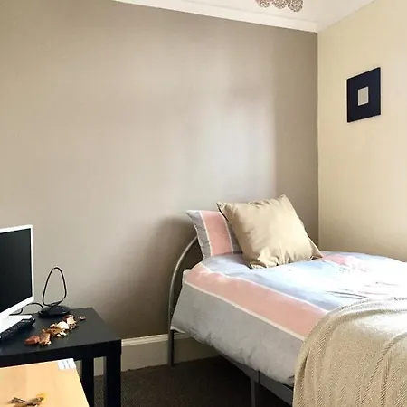 Harold'S House-3