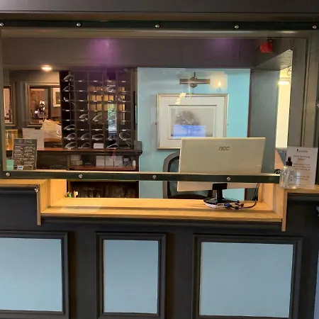 The Cedars Hotel, Loughborough-2