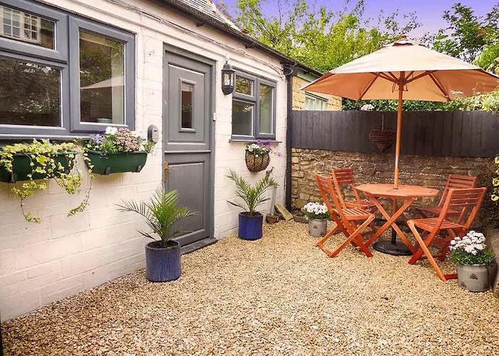 The Lansdowne Cottage Bourton-on-the-Water