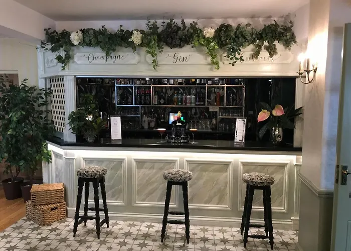 Falcon Hotel Carmarthen
