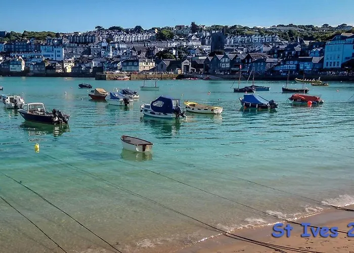 Coombe Farmhouse Bed and Breakfast St Ives