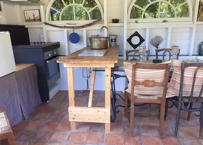 China Farm Barn Bed and Breakfast Canterbury
