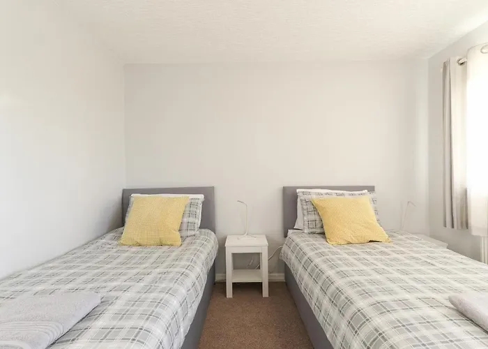 Private Bedzzz - House On The Green Villa Preston 