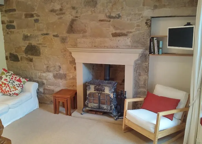 Beautiful Bright Colony Property Edinburgh