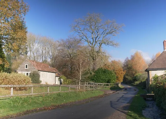 The Old Forge Bed And Breakfast Cattistock