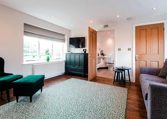 Hilltop Country House Macclesfield