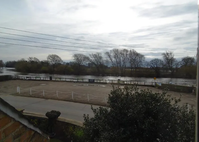 Hoteles con Cancha de Tenis en York
