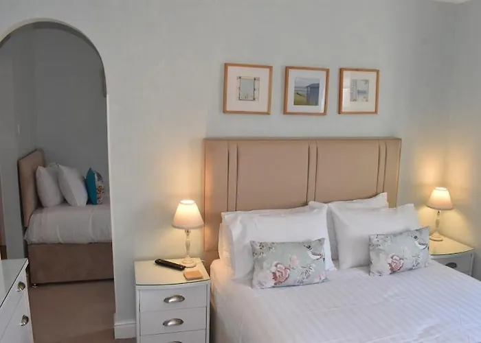 The Castleton Bed & Breakfast Swanage
