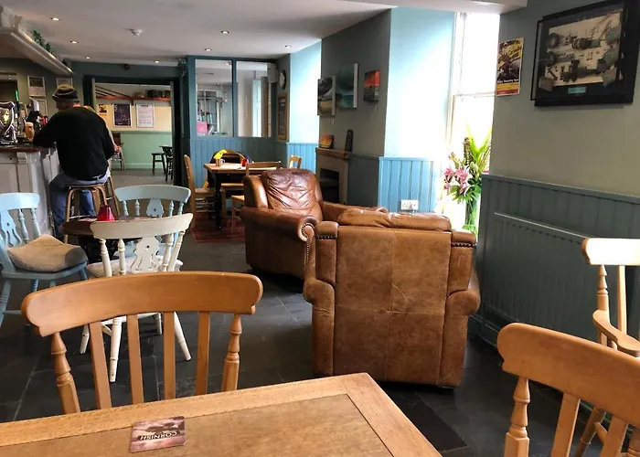 Hayle Hotels