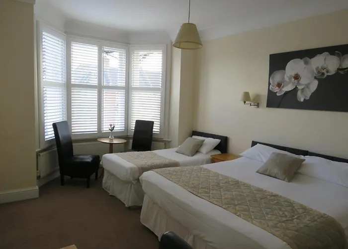 Marple Cottage Guest House Londra