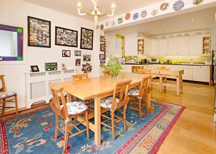 Anchor House Bed & Breakfast Dartmouth