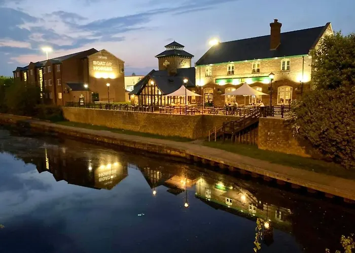 Boat & Horses Inn Oldham