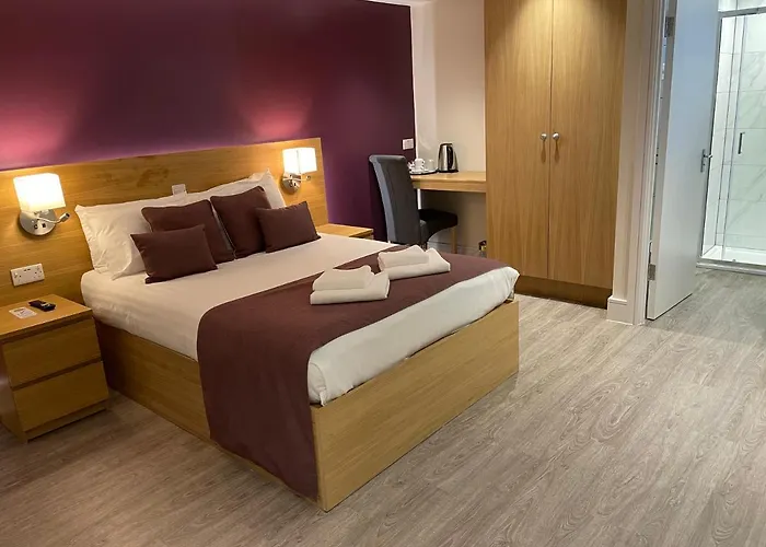 Holtwhites Hotel Enfield