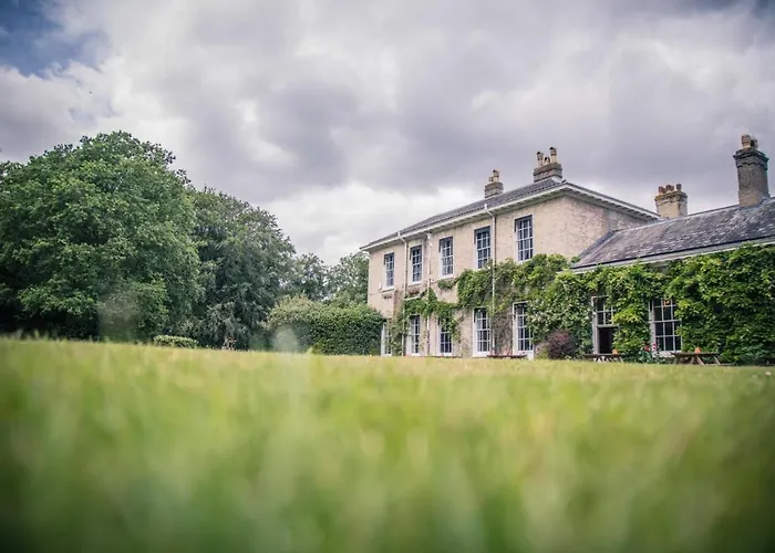 Caistor Hall Arminghall