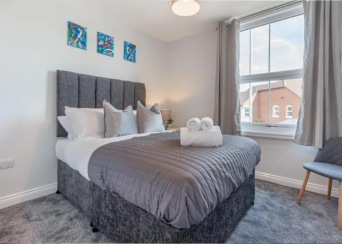 Host & Stay - The Bull Inn, 3 Double Rooms Fernhill Heath