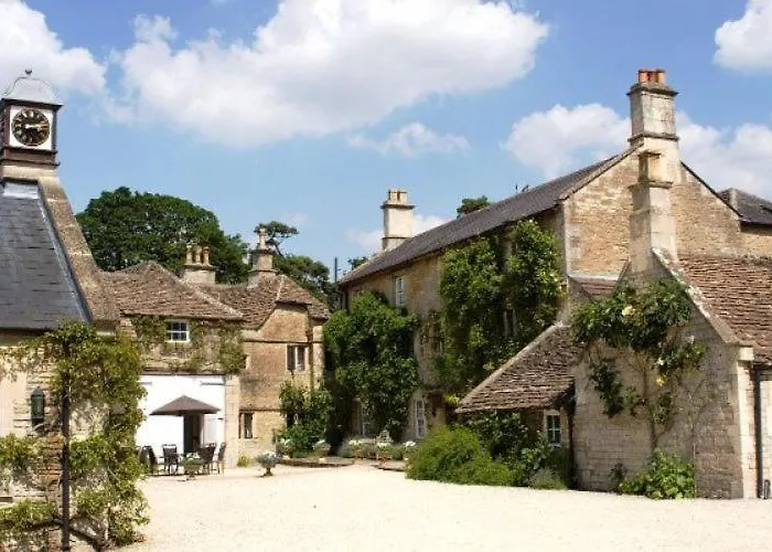 Hotels in Corsham