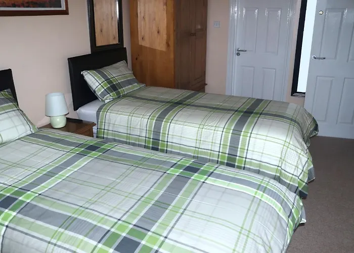 Highworth House Bed & Breakfast Swindon
