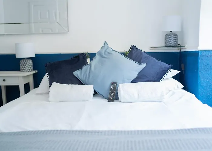 Ocean Breeze Rooms Brighton
