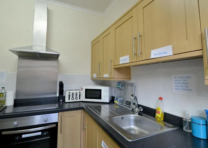 Brightwater Family Room For Up To 3 People With Shared Facilities Scarborough