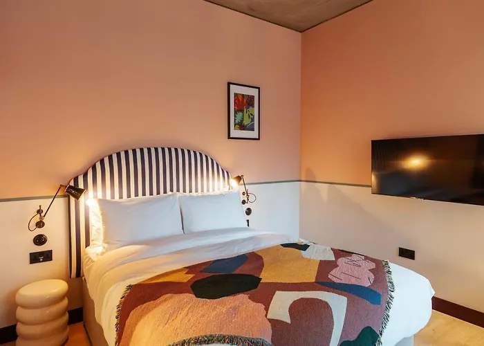 Room2 London Chiswick Hometel