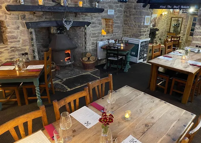 Crosskeys Inn Guest Rooms In Wye Valley Goodrich