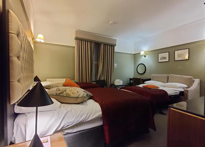 Blue Bells Hotel London