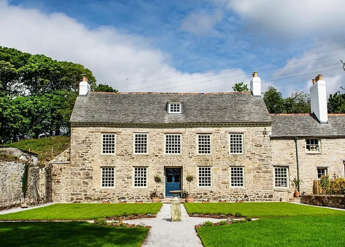 Cusgarne Manor boutique B&B - adults only Truro