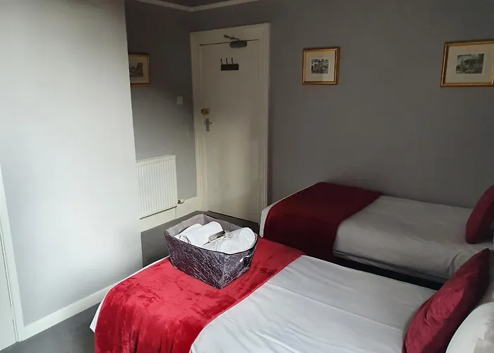 The Braemar Southport Bed & Breakfast