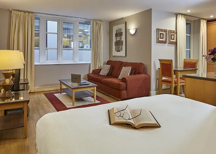 Marlin Aldgate Tower Bridge Aparthotel Londres