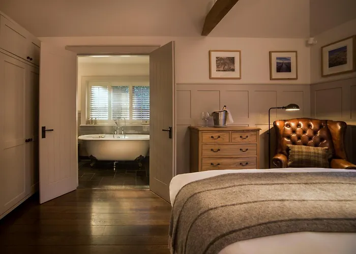 Hurley (Windsor and Maidenhead) Hotels