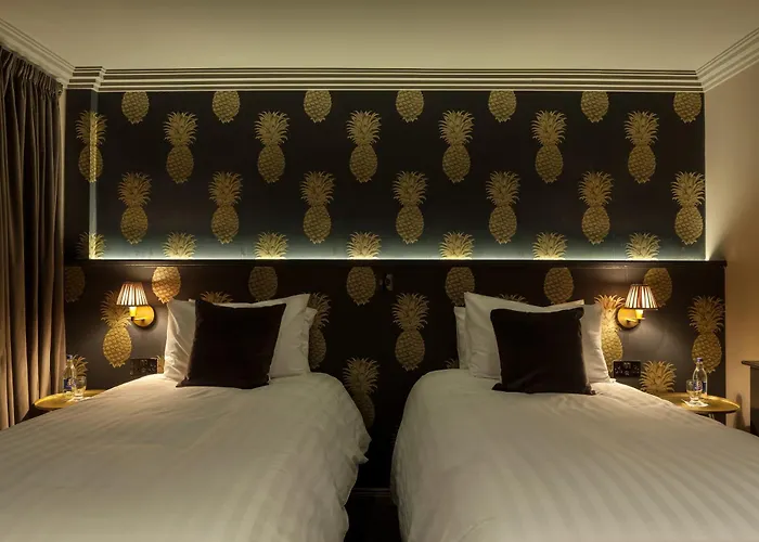 House Belfast Hotel