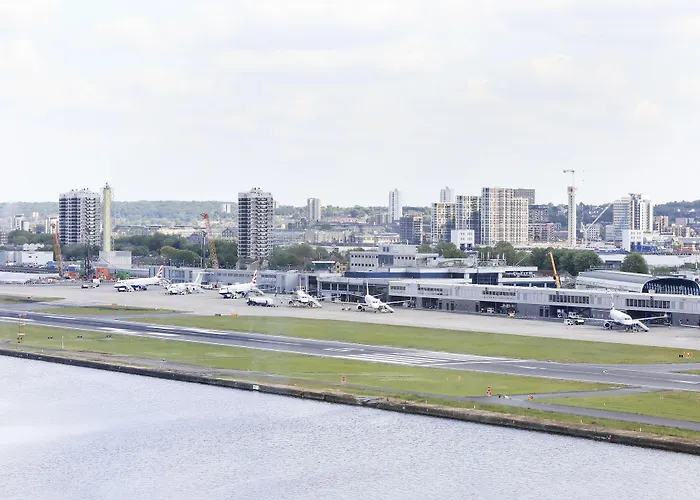 Dockside Apartments At Excel London