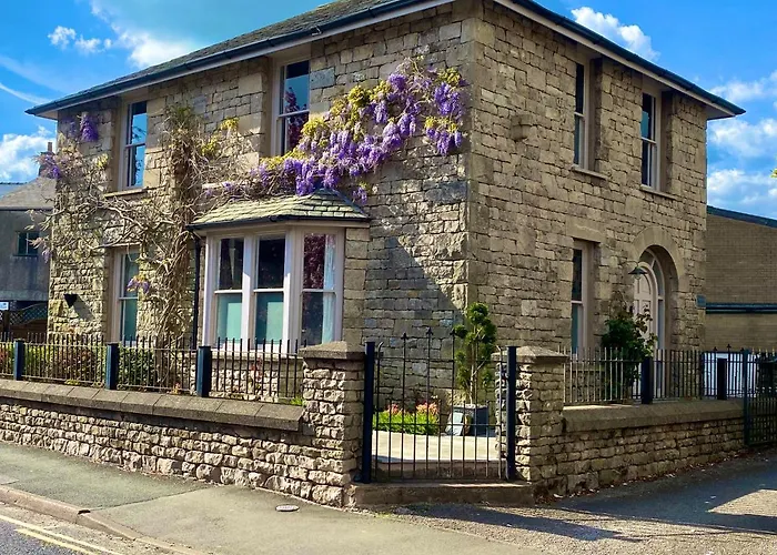 School House Villa Kendal