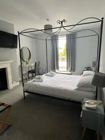 Antrobus Hotel Amesbury