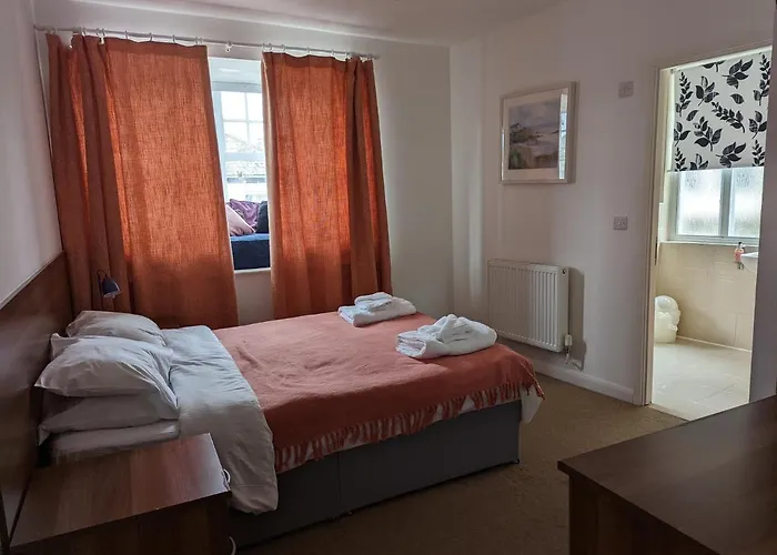 Barley Sheaf, Old Bridge Street En Suite Rooms, Room Only Truro