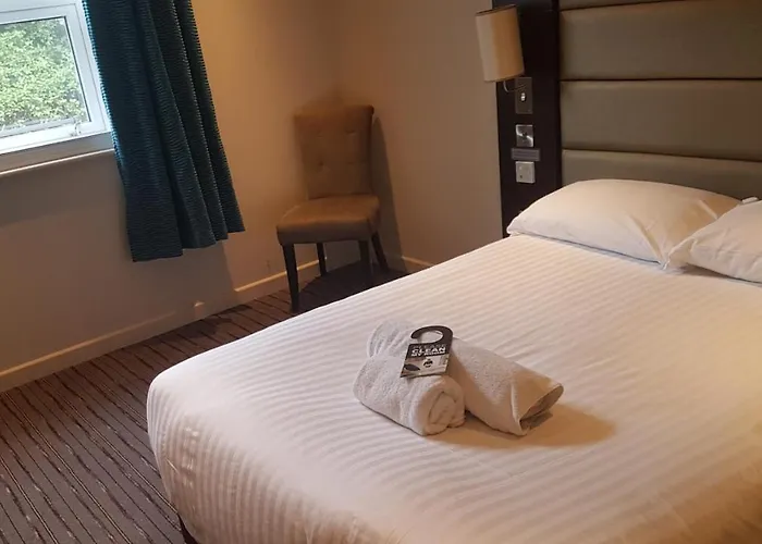 Redbridge Lodge Ilford