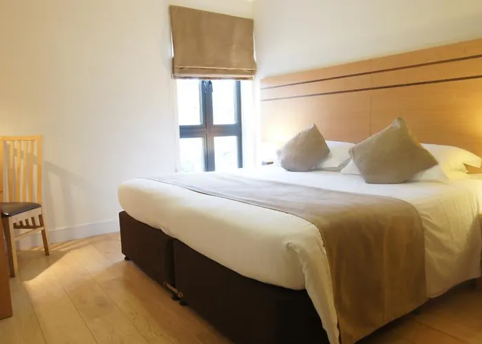 Lodge Drive Serviced Apartments Enfield