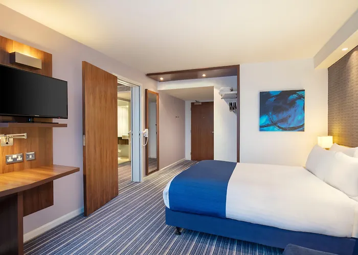 Holiday Inn Express London Heathrow T5 By Ihg Slough