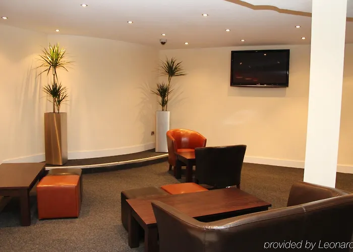 Oyo Lansdowne Hotel Croydon