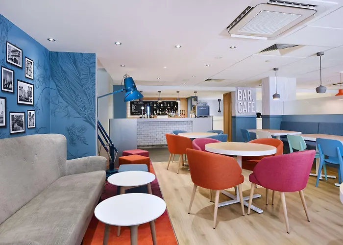 Travelodge Edinburgh Central Hotel