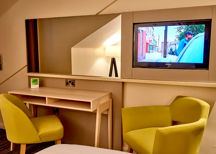 Flore Hotels