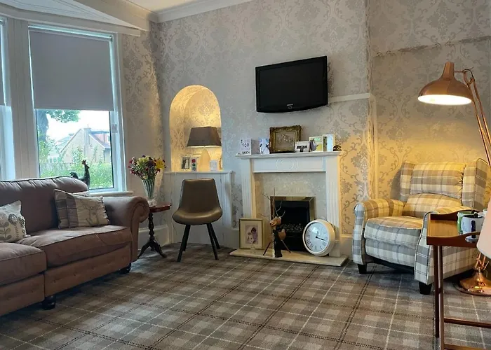 Gowanlea Guest House Balloch
