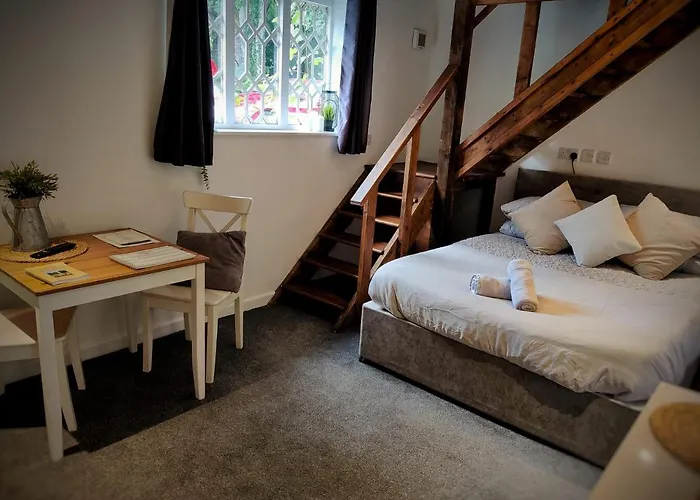 Hursley Rooms - The Dolphin Winchester