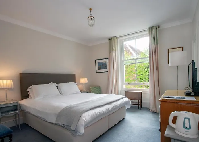 Bear'S Well Guest House Deal