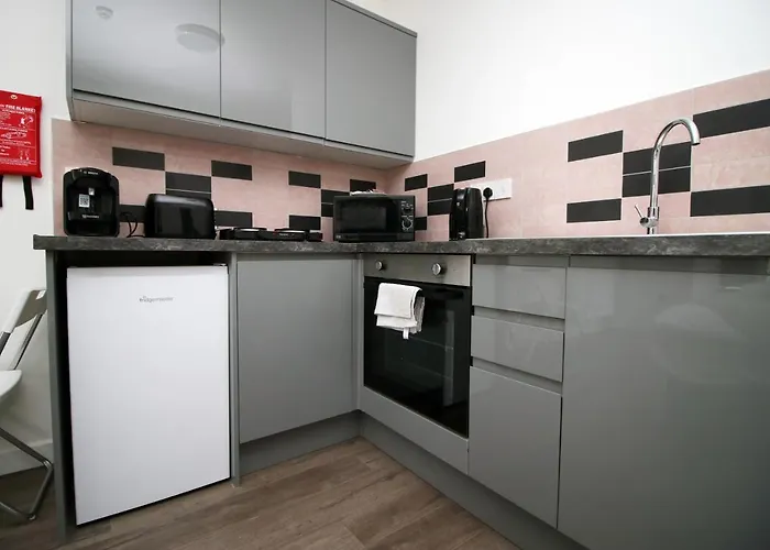 Ty Suites 4 - New Aparthotel In Cardiff