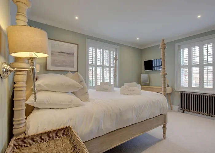 Burnham Market Hotels