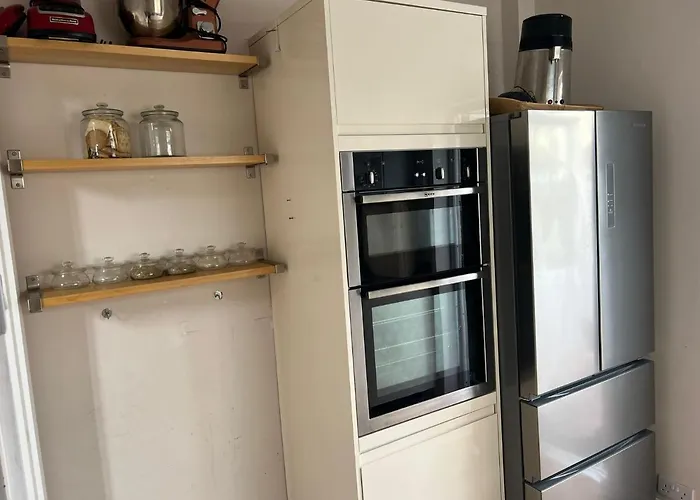 Hotel Shared House On Lakewood Crescent Bristol