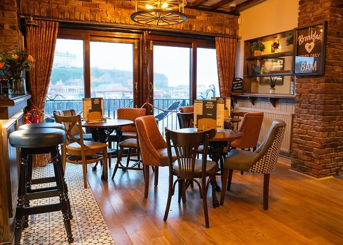 Duke Of York Hotel Whitby
