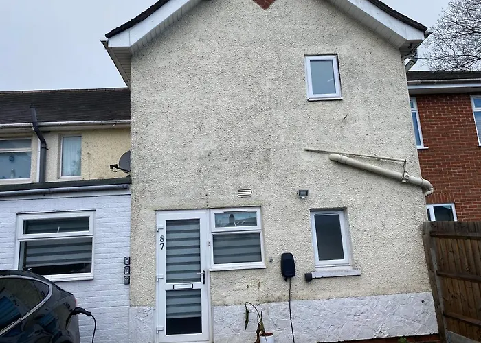 Alder En-Suite Self Caring Private Shower 2 Southampton