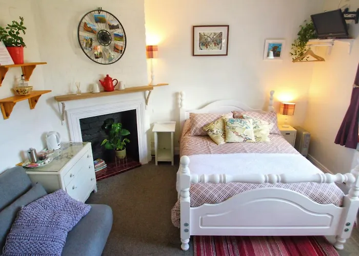 The Red Red Robin Cottage Portree
